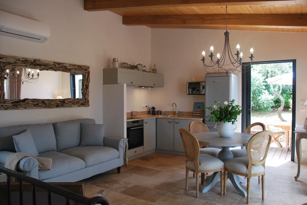 Villa Madra โบนิฟาซิโอ ภายนอก รูปภาพ